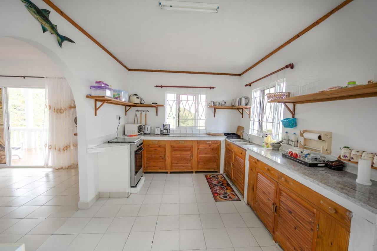 Maison Du Soleil Self Catering Anse Lazio Eksteriør bilde